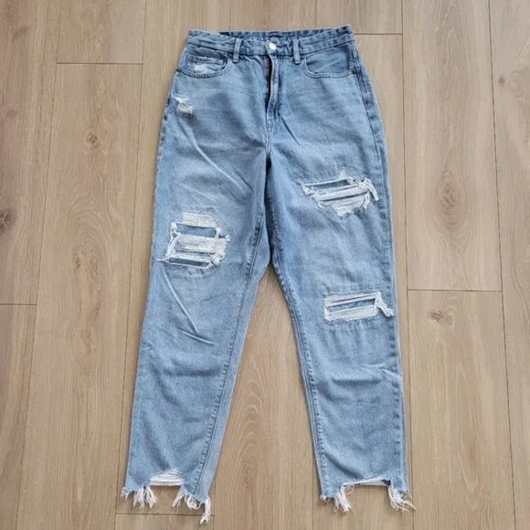 American Eagle curvy mom jeans distressed light wash size 6 regular - Picture 3 of 14